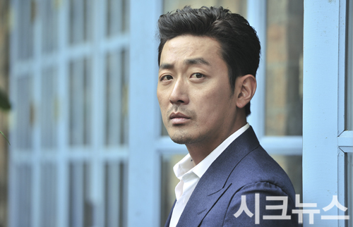 아티스트컴퍼니 측 “하정우 전속계약, 정우성·이정재 적극 프러포즈로 성사”