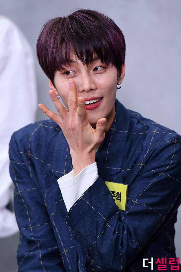 [더셀럽포토]핫샷 준혁 무결점 꿀피부