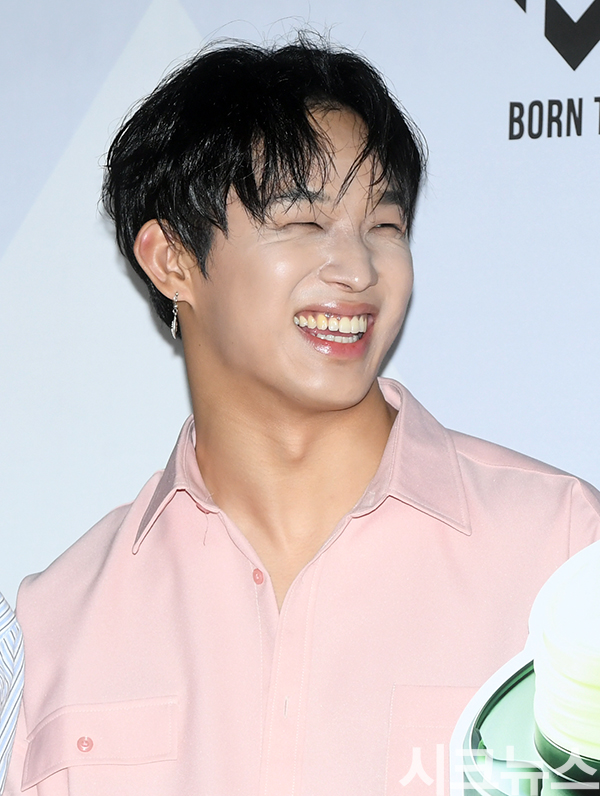 비투비 임현식, 육성재와 동반 입대 더 멋진 남자로 돌아오겠다 [전문]