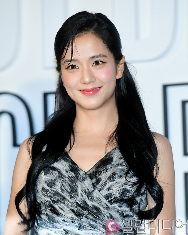 [셀럽이슈] ‘뉴토피아’ 남은 6화…지수, ‘발연기’ 논란 종결할까