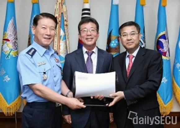 (주)오에이치코리아, 영국 국방성 원천기술 신개념 공기살균청정기 AirVaccine015 출시