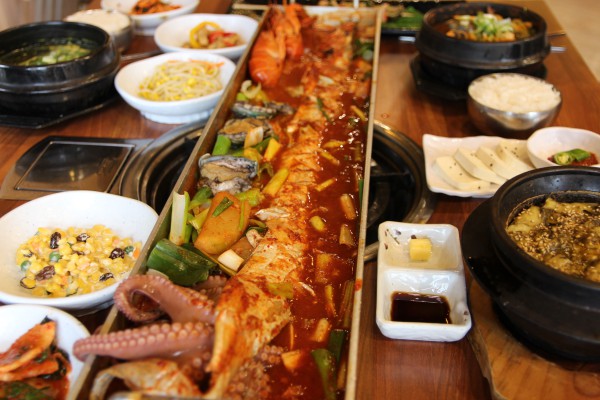 45년 전통 유지한 서귀포 중문관광단지 맛집? ‘제주오성’, 신선한 해산물음식 선보여