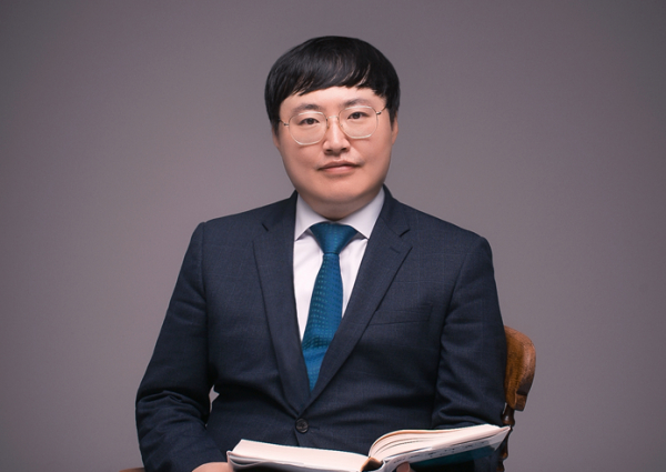 가정파탄 책임 묻는 상간자 소송, 창원이혼전문변호사의 법률적 조력이 필수적인 이유는?