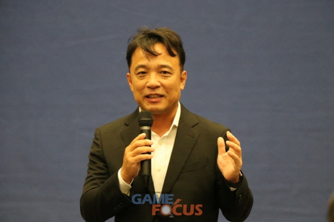 국회 문체위원들 엔씨소프트 방문, 김택진 대표 주52시간제 실행, 게임업계 현실 살펴봐달라