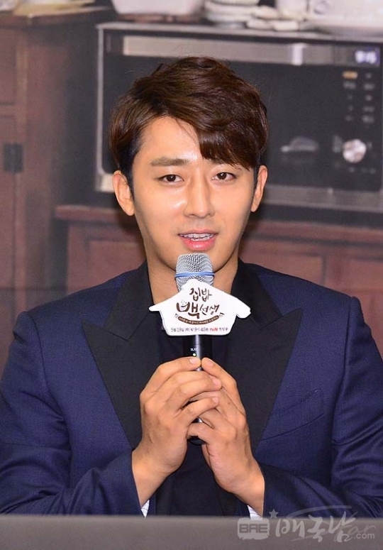 [포토] 손호준 백종원 선생님께 제육볶음 배우고 싶어 (집밥 백선생 제작발표회)