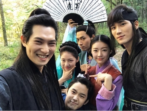 이종현, 마이 온리 러브송 촬영 인증 사진 공개 훈훈