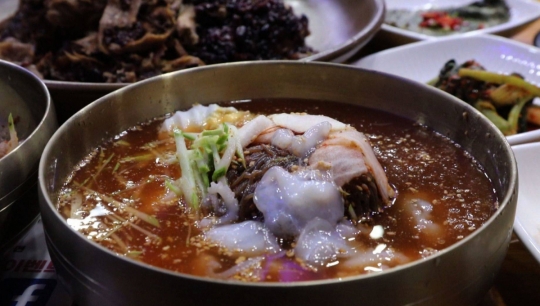 충주 낙지냉면ㆍ오리진흙구이ㆍ모둠해물찜ㆍ활옥동굴 투명카약ㆍ동물모델 매니지먼트(관찰카메라 24)