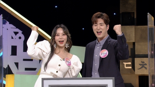 오나미ㆍ지원이, 이광엽ㆍ김진웅 KBS 아나운서와 우리말 겨루기 명예 달인 도전