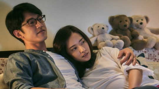 [비즈X웨이브 리뷰] 아문여악적거리, 악은 우리와 멀지 않은 거리에 있다