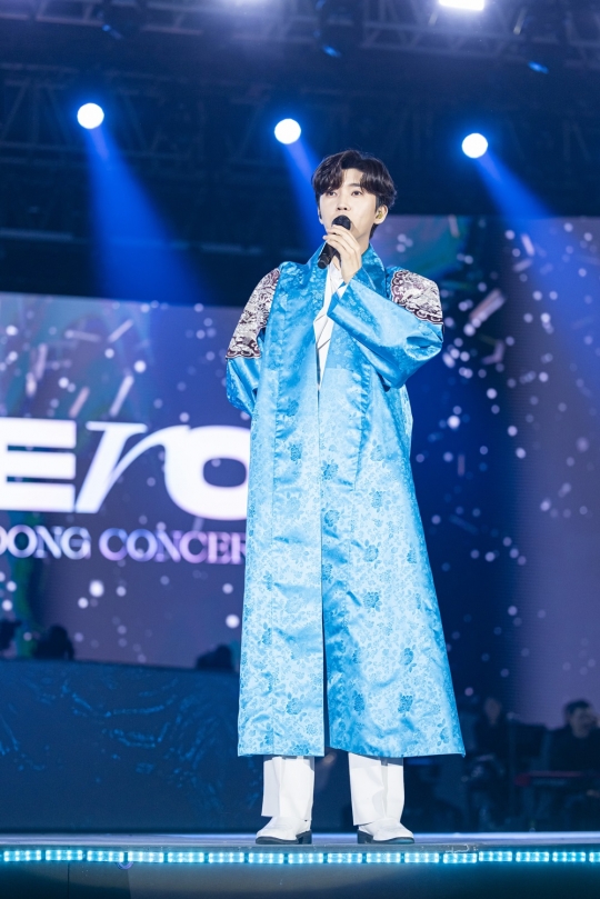 [온 더 스테이지] 임영웅, 고척돔도 작은 그 이름…IM HERO 앙코르 콘서트 서울 공연