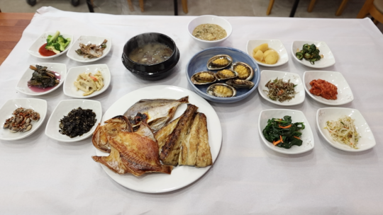 동네 한 바퀴 이만기, 완도 전복 거리 식당ㆍ고금도 미술관ㆍ청해진 유적지ㆍ명사십리 해수욕장 찾는다