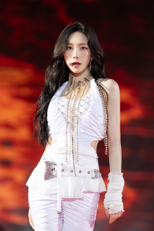 태연, 태국 단독 콘서트 성료…‘韓 여자 솔로 최초’ 방콕 임팩트 아레나 2회 전석 매진