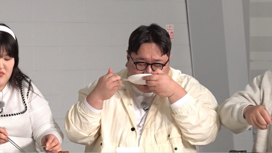 먹지빠 박나래 엄마표 낙지탕탕이ㆍ꽃게무침 등 목포 밥상…탁재훈 누나 vs 나선욱 장모님