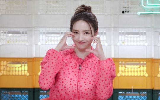 한채영, 집에서 만드는 파인애플떡볶이ㆍ만두꼬마김밥 레시피 공개…나이 11살 아들 취향 저격
