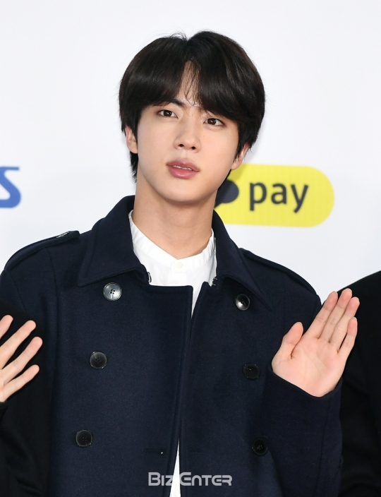 위버스, 2024년 6월 13일의 석진, 날씨 맑음 라이브 송출…방탄소년단(BTS) 진 전역 후 첫 행사