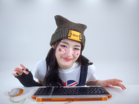 피프티 피프티 2기 아테나ㆍ문샤넬ㆍ예원ㆍ하나 vs 전 멤버 3인 새나ㆍ아란ㆍ시오 새 회사 전속계약...정면대결?