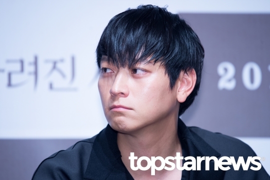 [UHD포토] 강동원, ‘흔한 36세의 귀여움’