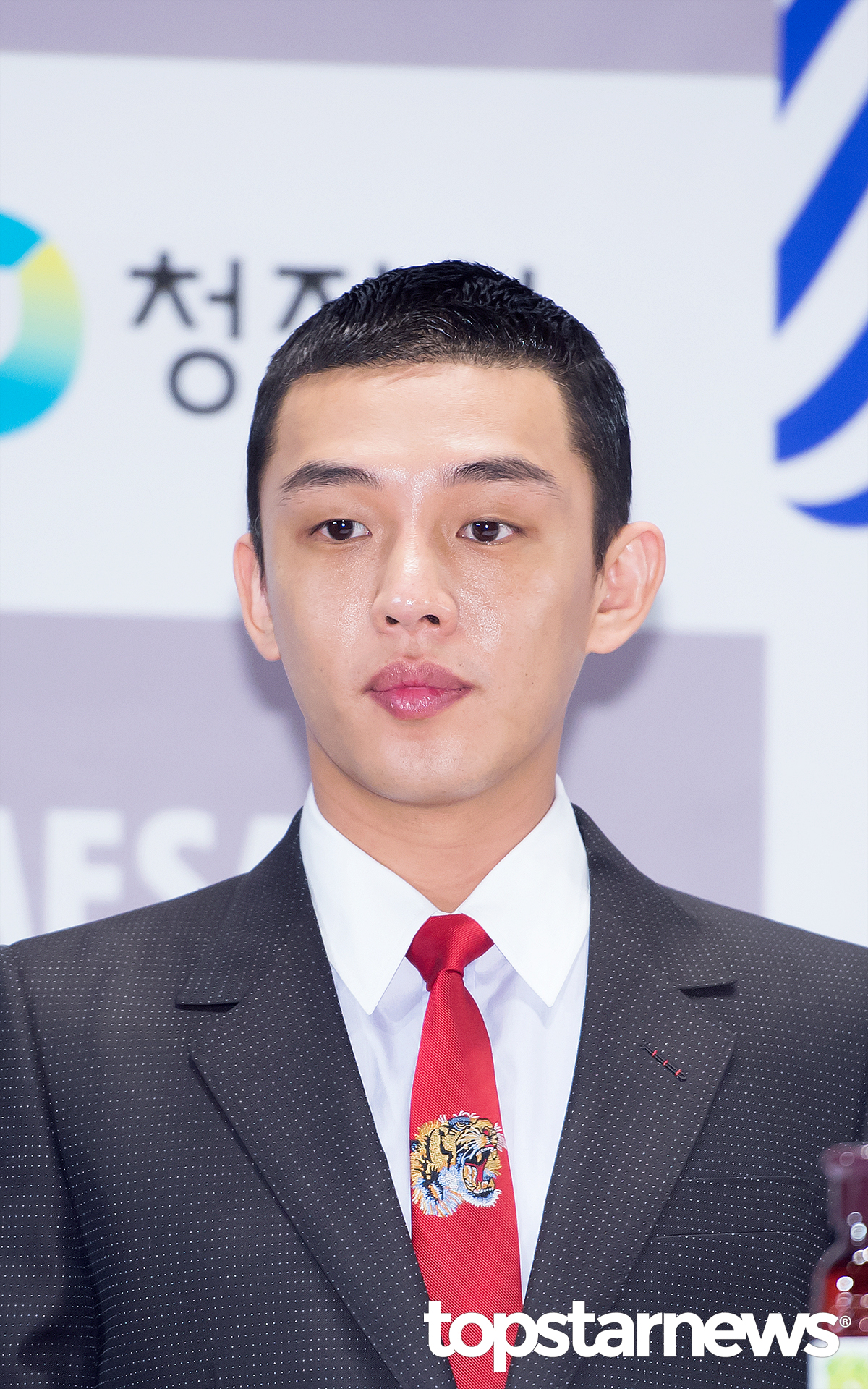 [HD테마] ‘시카고 타자기’ 출연 물망에 오른 스타들 ‘유아인-박신혜-김수현’