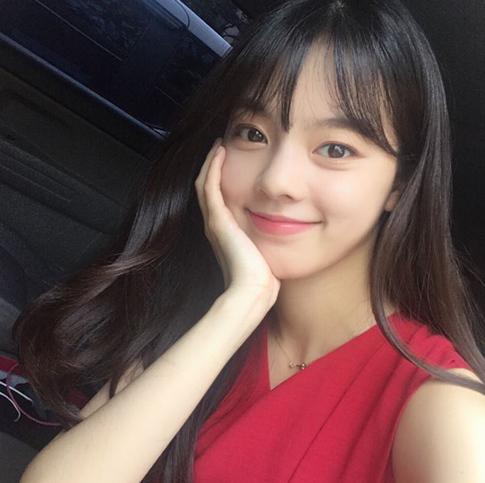 [스타 인스타그램] ‘연애 플레이 리스트’ 유혜인, 상큼미 터지는 사진 공개