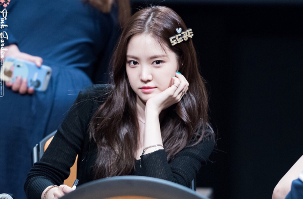 [근황] ‘뉴페이스’ 에이핑크(Apink) 손나은, ‘찍덕’들의 고퀄리티 사진에 감사 인사
