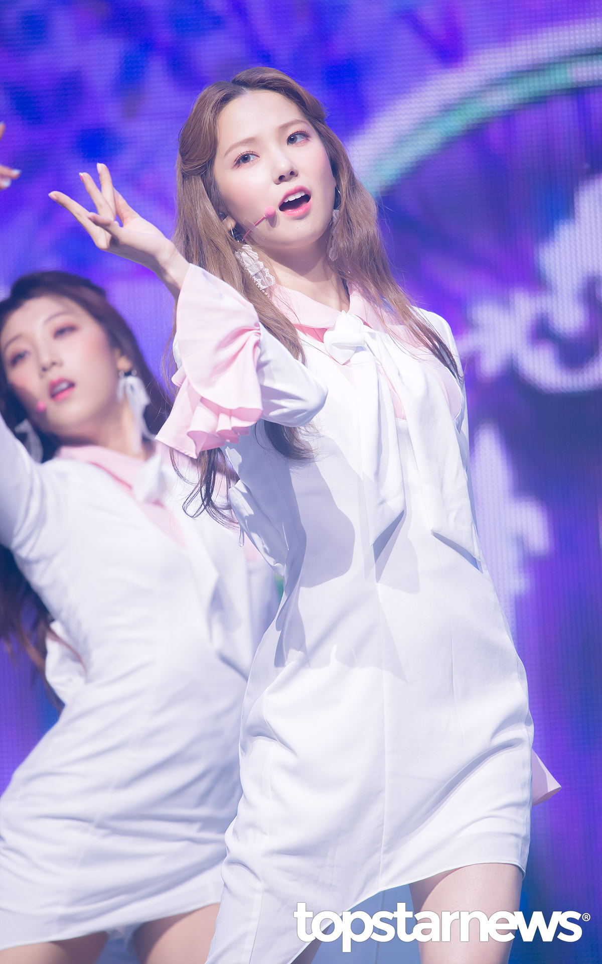 [HD포토] 씨엘씨(CLC) 최유진, ‘쳇셔 어디야?’…‘쇼케이스장이야’