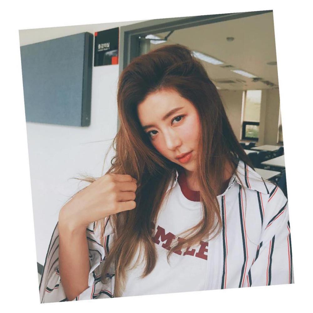 [근황] ‘보그맘’ 박한별, 과한 볼터치로 숙취 메이크업 완성 “술주정뱅이”