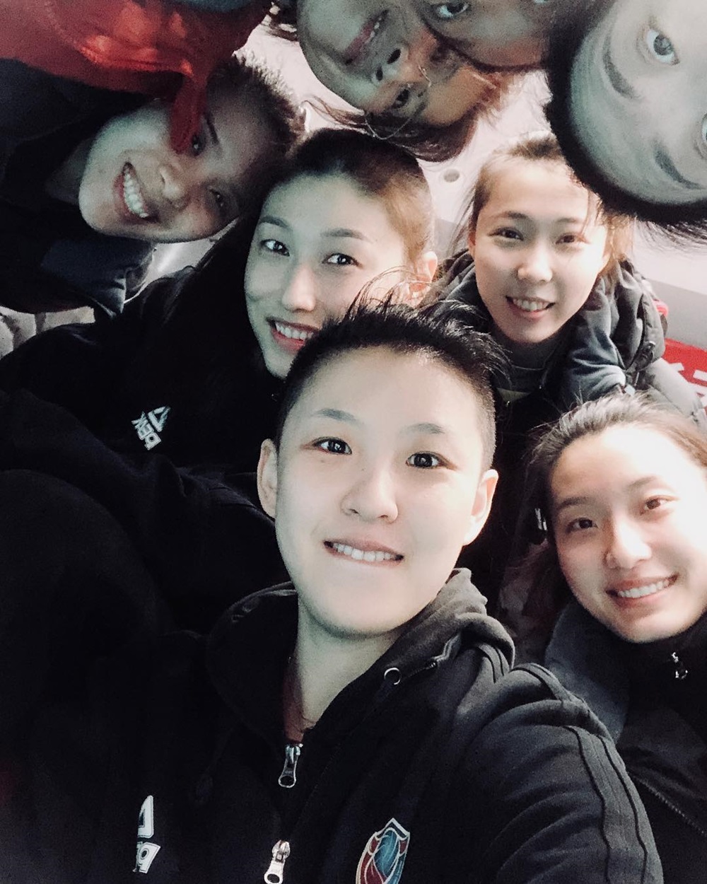 김연경, 동료 선수들과 훈훈한 한때…중국리그 우승이 눈앞에