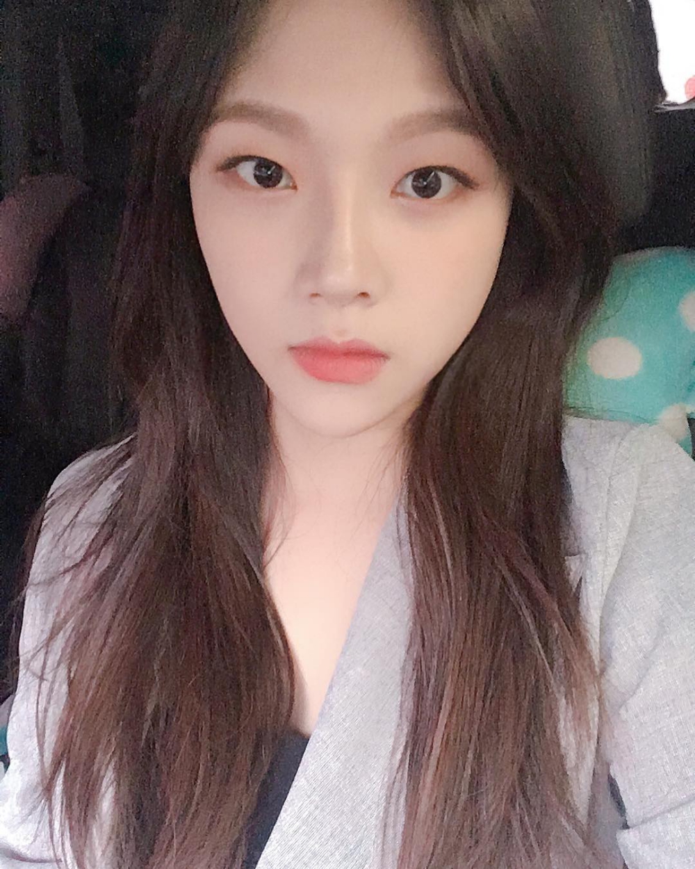 마녀 투아이즈 다은(정다은), 매력 넘치는 비주얼로 이목집중…최우식 옆 긴머리
