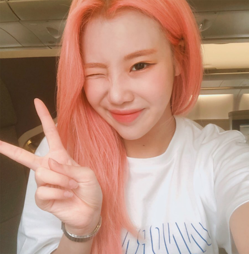 모모랜드(MOMOLAND) 주이, 인간 비타민다운 상큼함…핑크 헤어가 찰떡