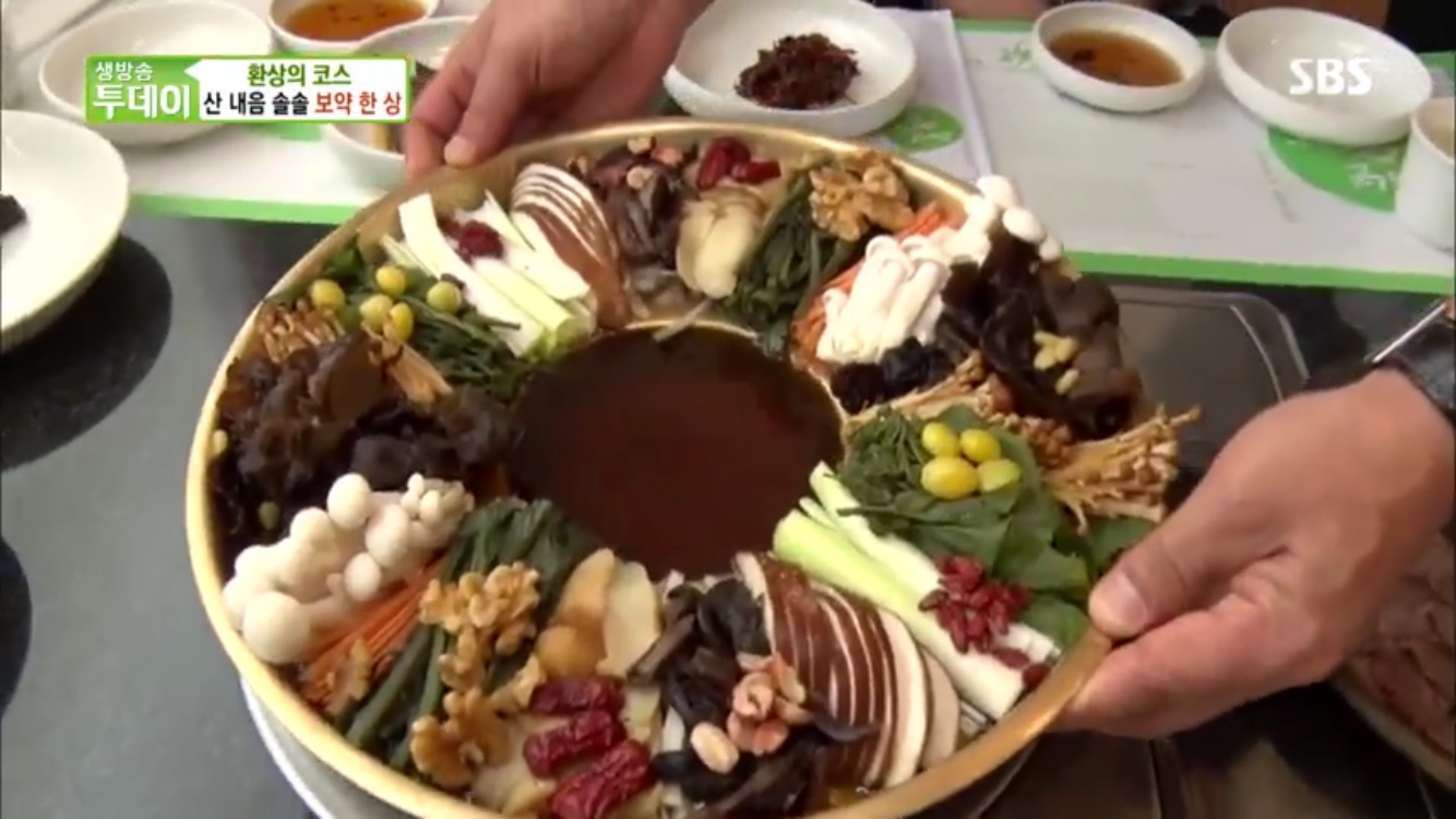 생방송 투데이-이 동네 환상의 코스 서울 수유동 맛집…산 내음 솔솔, 약초쟁반