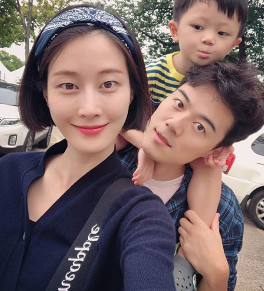 여자플러스 시즌2 이현이, 남편-아들 윤서와의 근황 보니...동물원 나들이