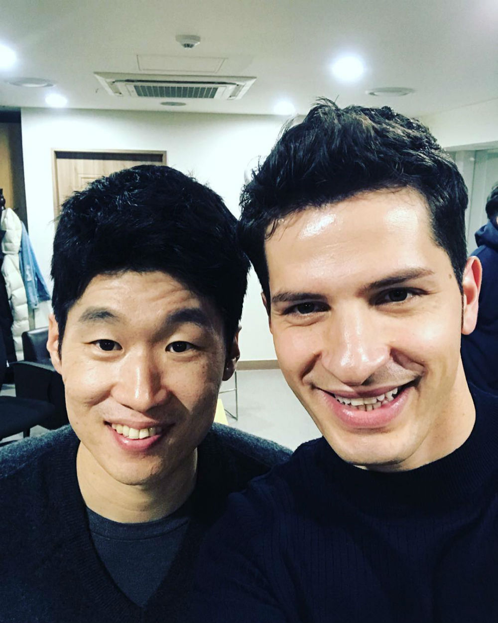 알베르토 몬디, 해버지 박지성과 다정한 투샷…멋짐 폭발하는 두 사람