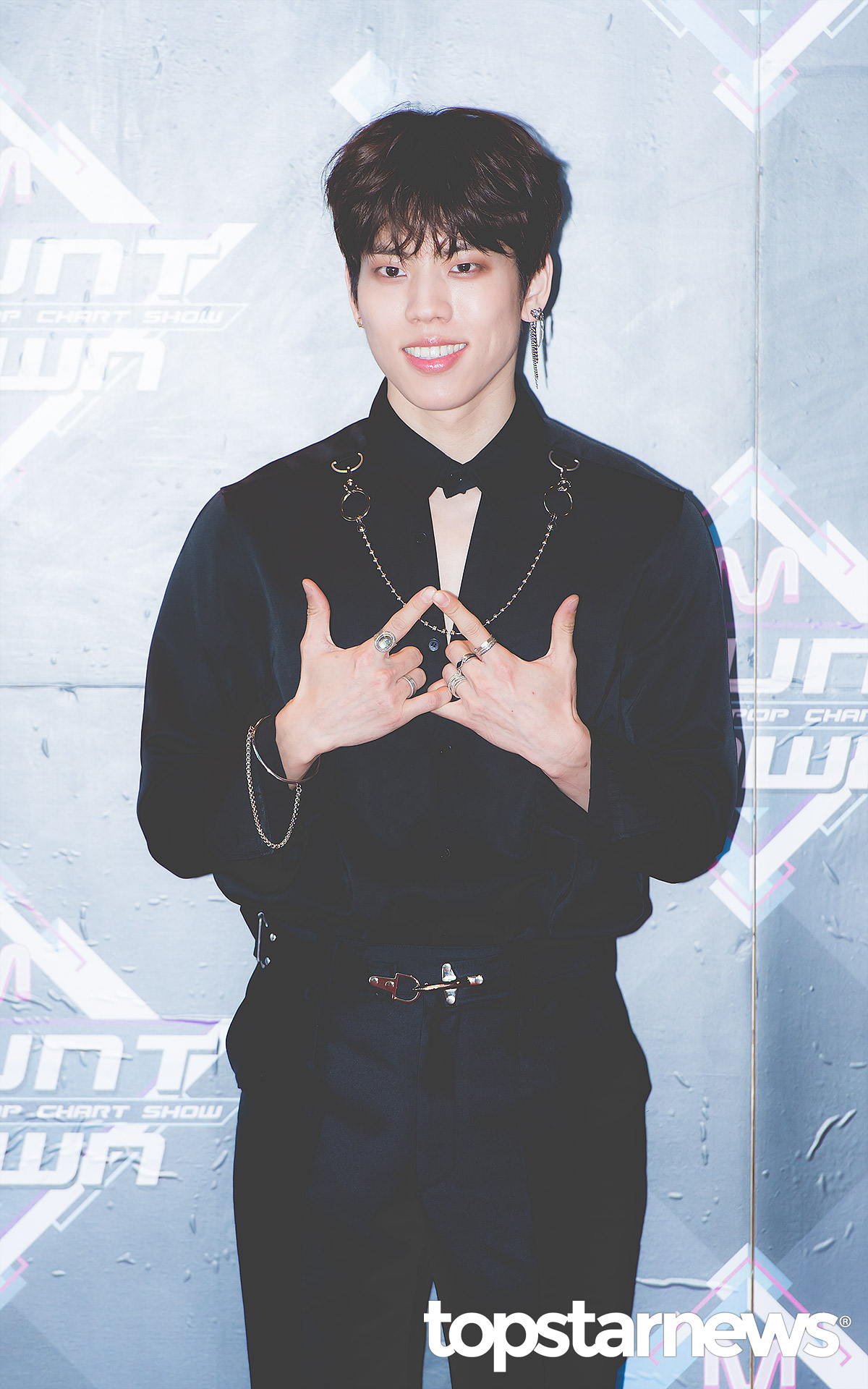[HD포토] 인피니트(INFINITE) 동우, 솔로로 만난 동우 (엠카운트다운)