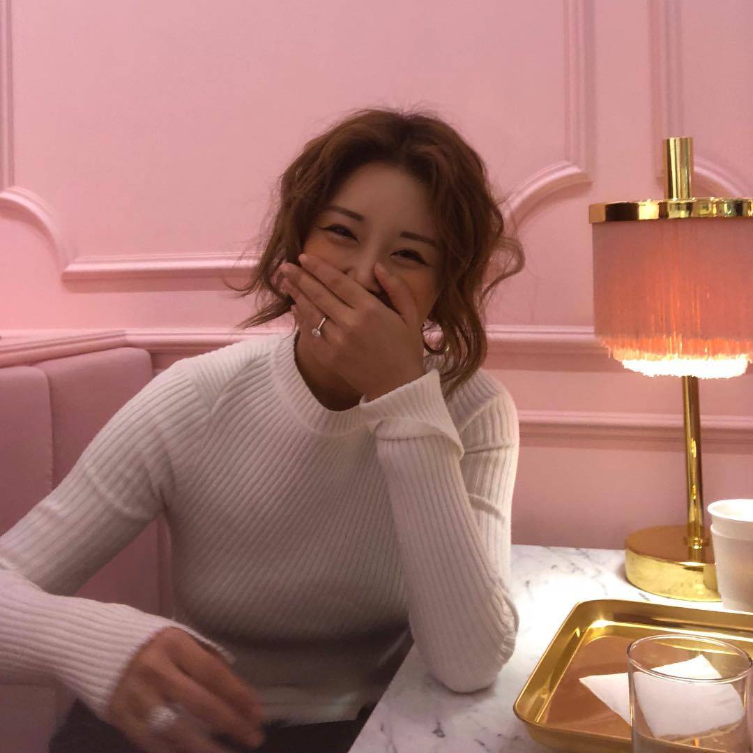 스타일난다 김소희, 인스타그램에 과거 사진 게재…한옥 현찰 매입의 비결은 매일 열일하는 삶