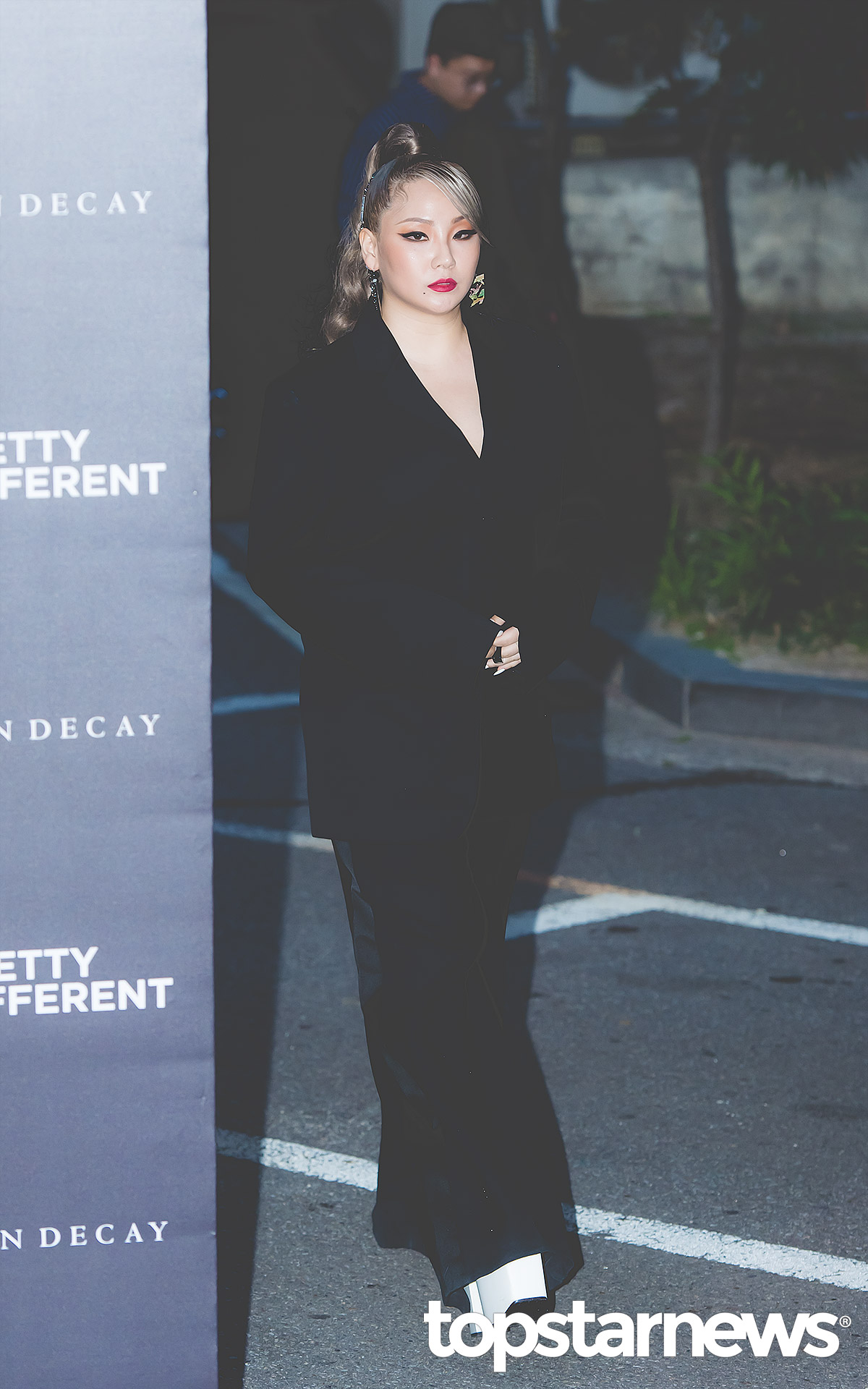 [HD포토] 씨엘(CL), 시선 모으는 등장