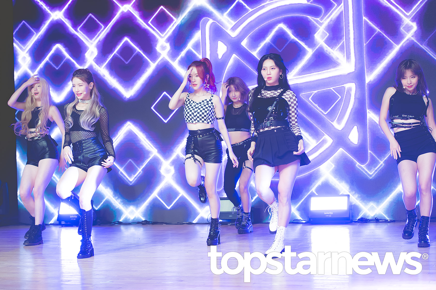 [UHD포토] 에이앤에스(ANS), 당당한 데뷔무대 (BOOM BOOM)