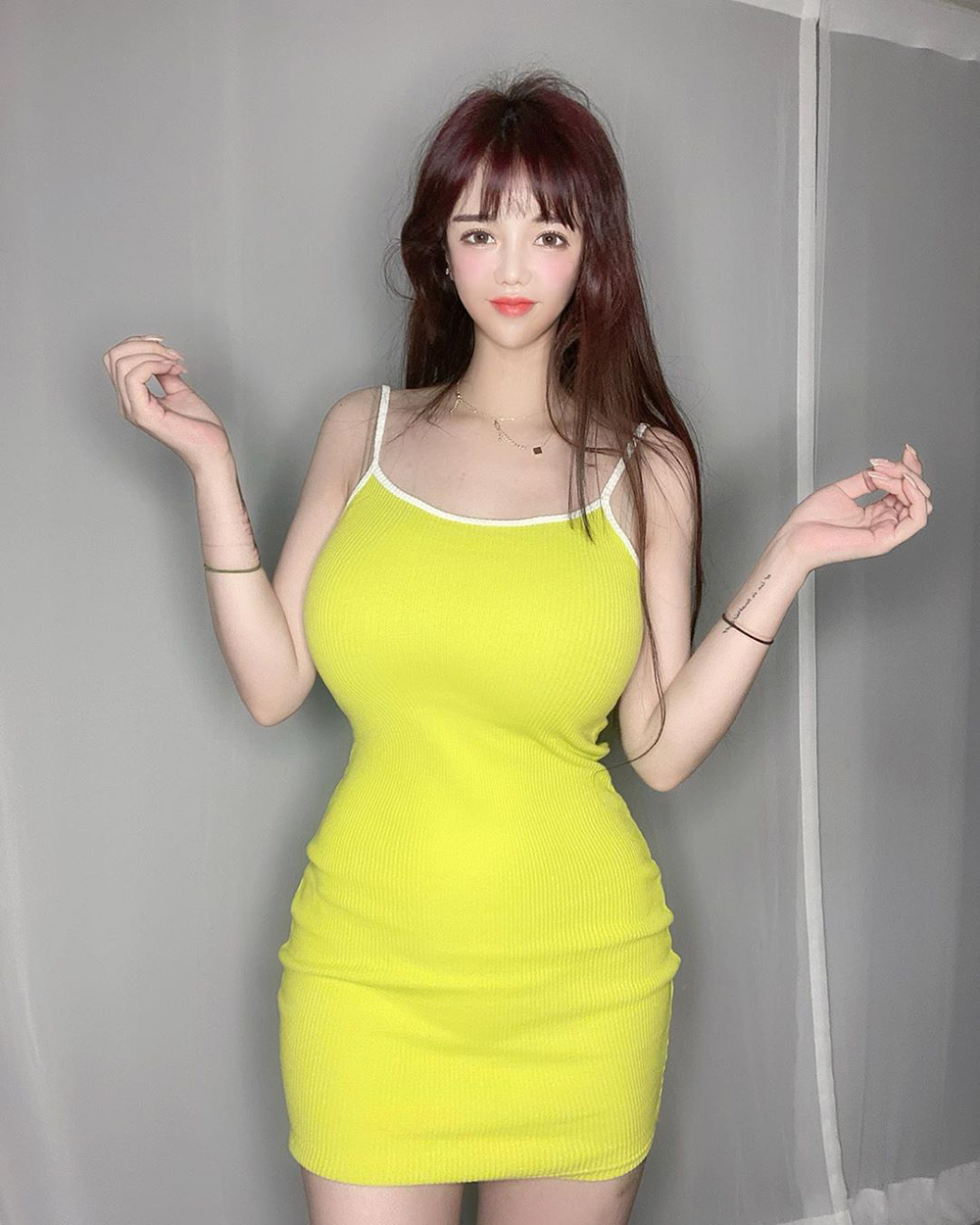 BJ열매, 완벽 대문자 S라인 몸매에…CG 아냐?
