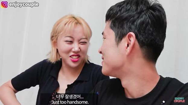 연상연하의 케미···엔조이커플(임라라♥손민수) 가짜사나이2기 입소 당일보인 감동 발언