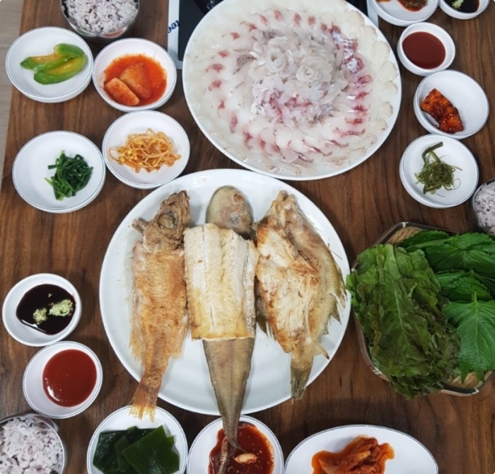 생방송투데이 부산 자갈치시장 모듬생선구이 맛집 위치는? 식객 허영만의 백반기행 그 곳!