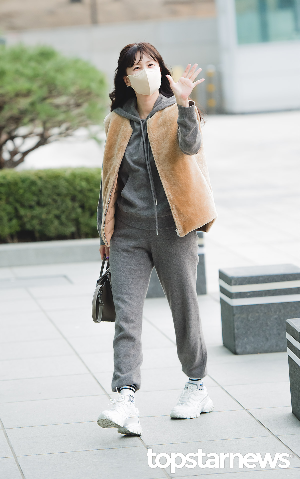 [HD포토] 박소현, 라디오 출근은 편한 패션으로 (박소현의 러브게임 출근길)
