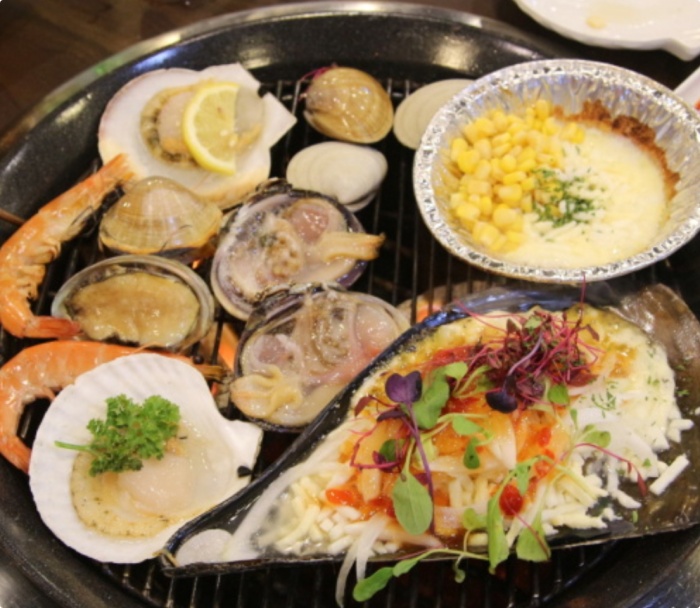 생방송투데이 시흥 배곧 맛집, 토스트 & 오이도 조개구이·가마솥조개찜 外…빵플레이스 인천 신포동 도넛집 위치는?