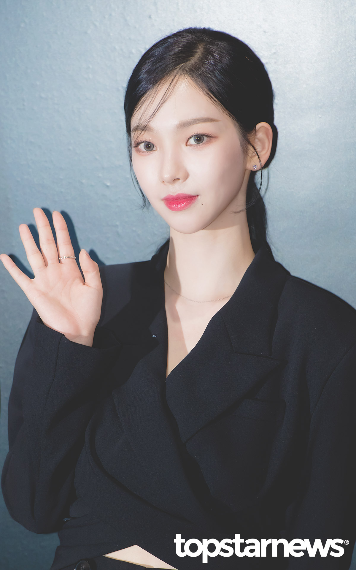 [HD포토] 에스파(aespa) 카리나, 카리나는 신이에요…여신 (입생로랑 뷰티 포토콜)