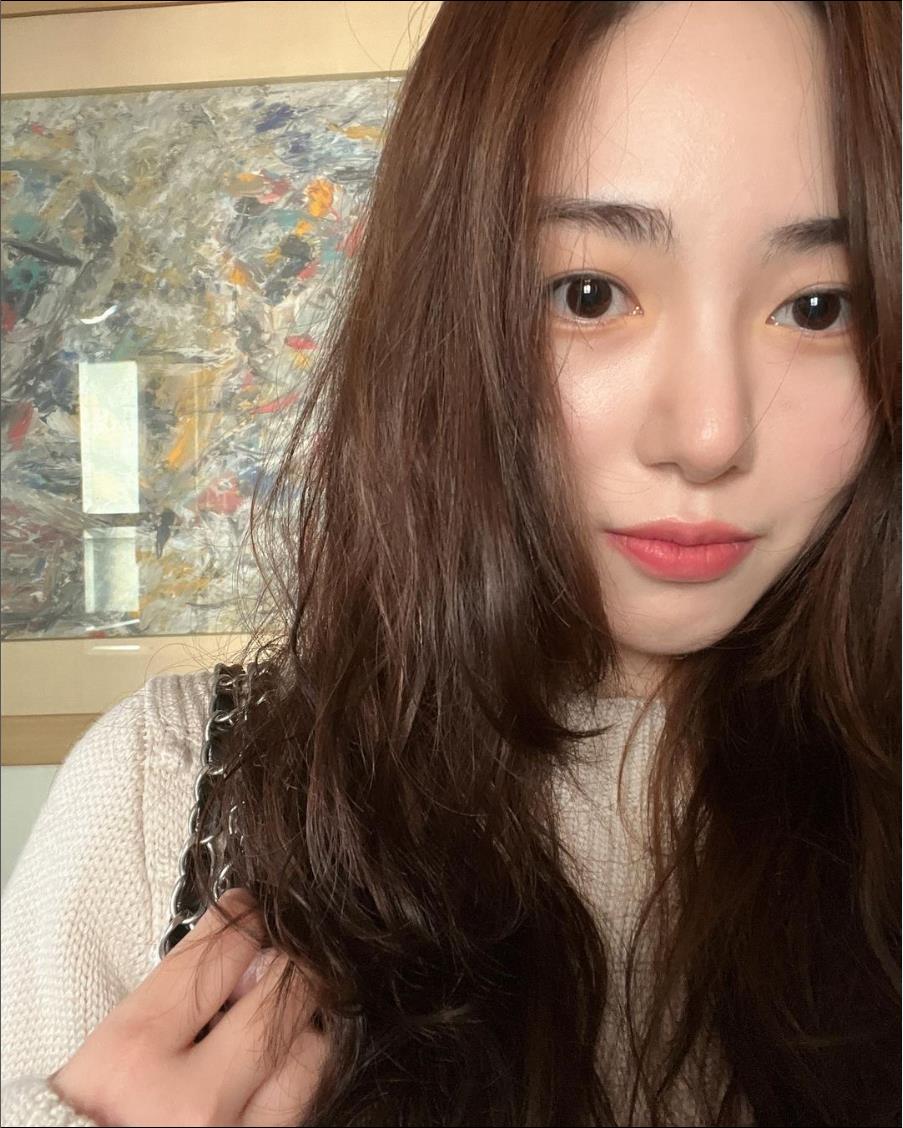 AOA 출신 권민아, 온라인 쇼핑몰 CEO 변신 브랜드 런칭도 준비