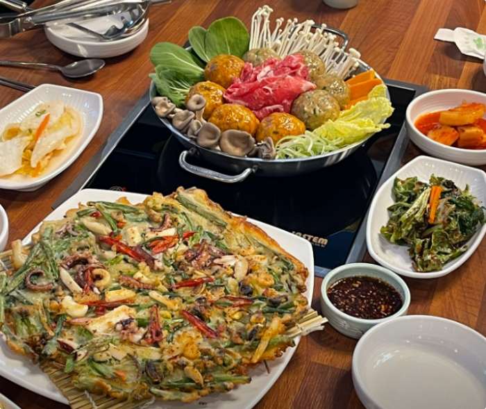 생생정보 인천 부평 꽃송이굴림만두전골 맛집 위치는? 산더미불고기-낙지해물파전 外