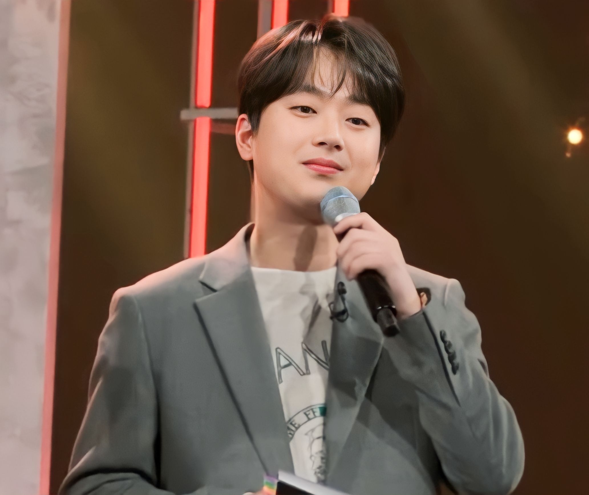 이 시대 대표적 청춘스타 이찬원의 `도원차트`, 마성의 오빠들과 노래로 떠나는 추억여행