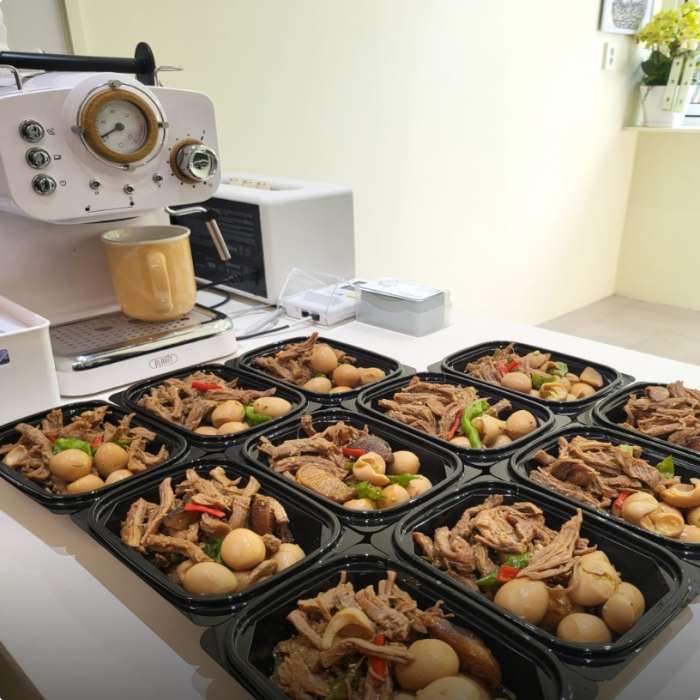 생방송투데이-인생분식 화성 남양시장 잔치국수 맛집, 23년 추억…서울 신도림 우리동네반찬가게 위치는?