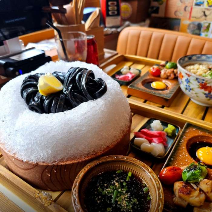 생방송투데이-개척식당 수원 행리단길 검은면 우동 맛집 위치는? 숙성자루우동-붓카케우동 外