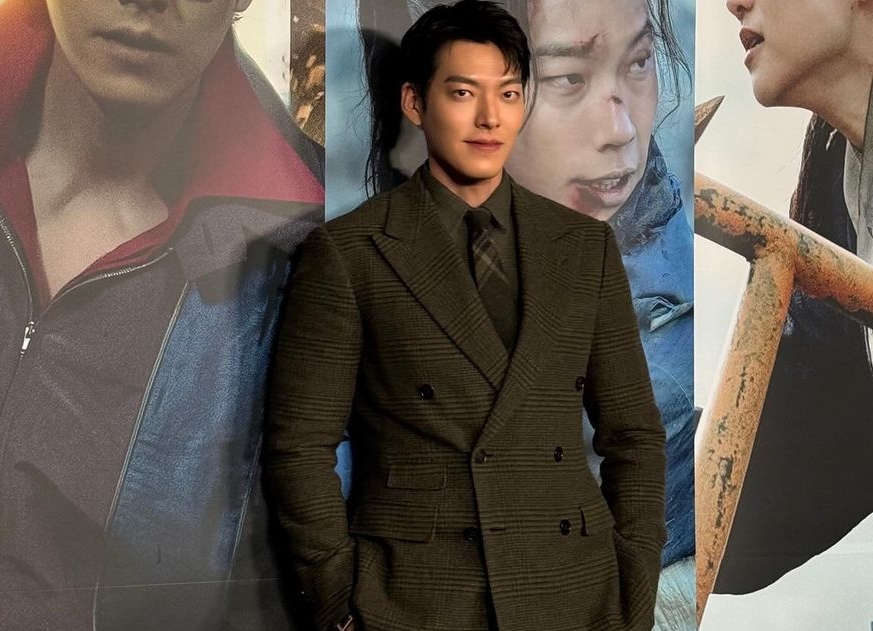 김우빈, '신민아' 주연 '3일의 휴가' VIP 시사회 참석…"공개 열애ing"