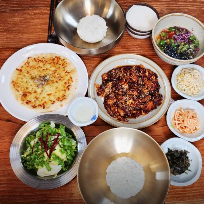 생생정보-고수의부엌 경기 광주 쭈꾸미볶음 맛집 위치는? 철판낙지삼겹살-채반보쌈 화끈한 불맛