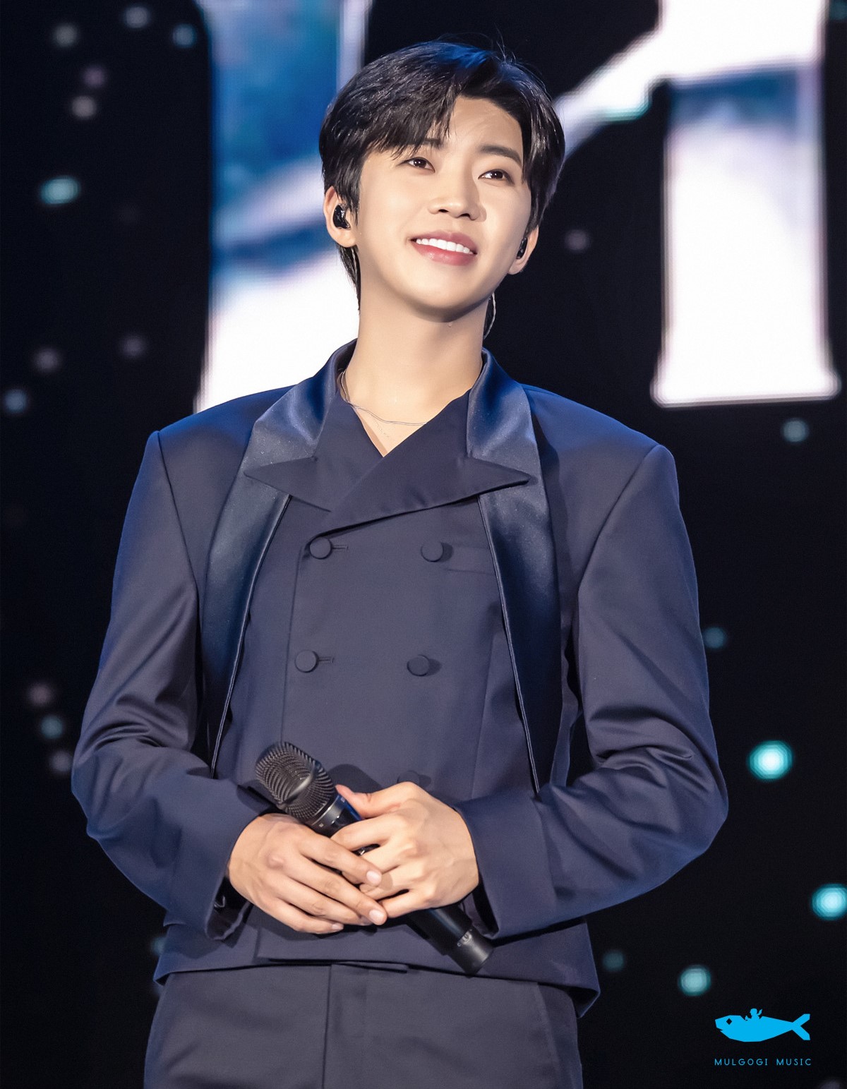 임영웅, 영웅시대 withhero부산남수해 데뷔 8주년 기념 저소득층 아동 위해 1,080만 원 기부
